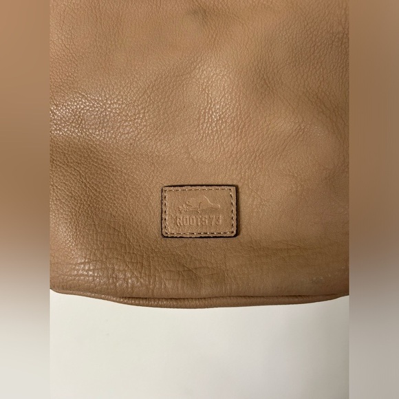 Roots Tan Crossbody Purse - Picture 6 of 10